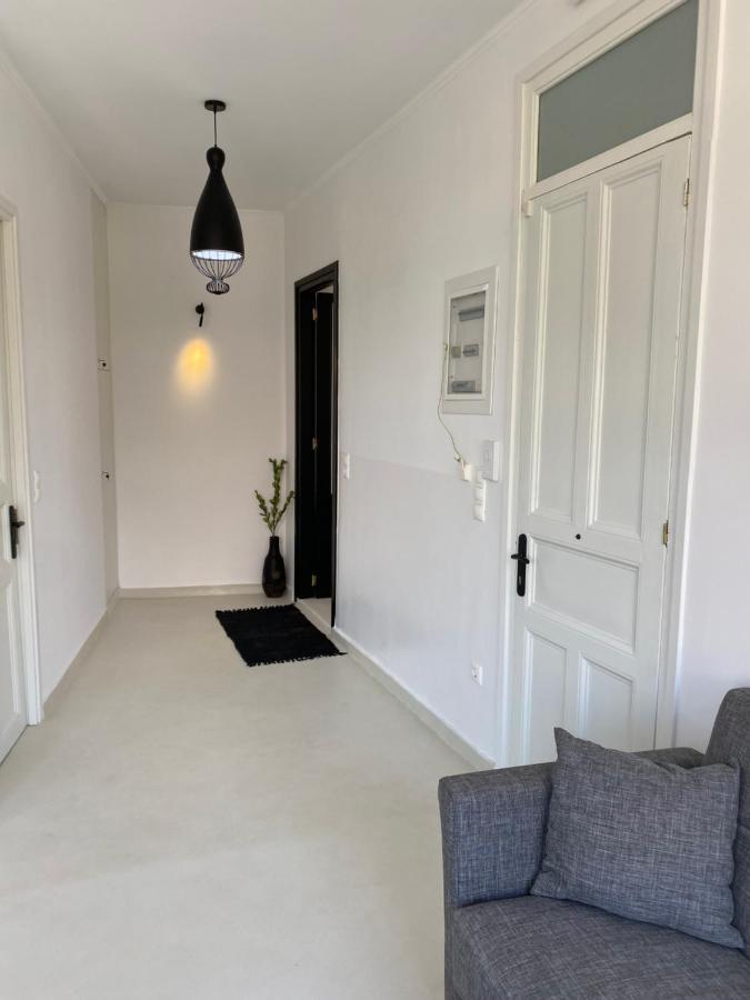 Artelie Apartment Kyparissia Bagian luar foto
